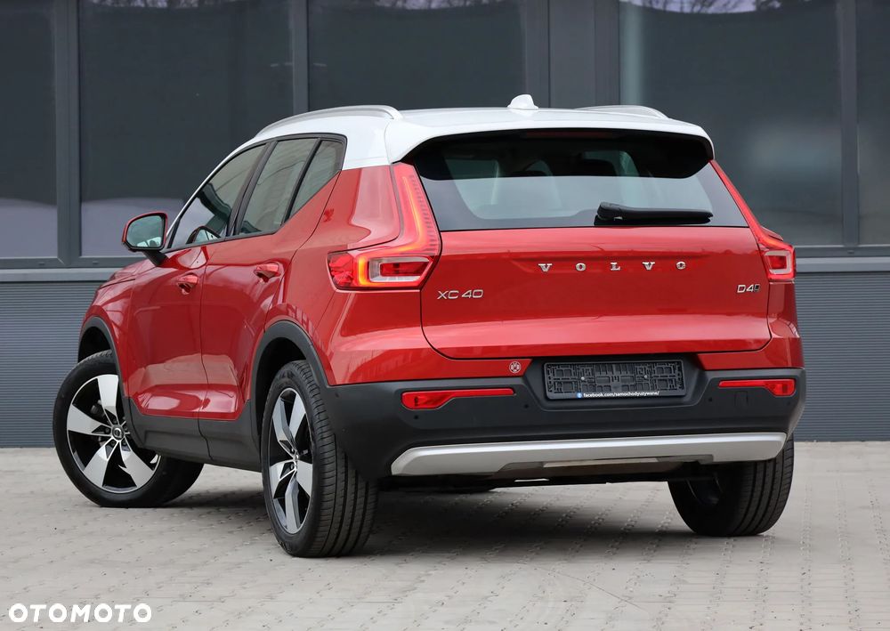 Volvo XC 40 D4 AWD Geartronic R-Design - 6