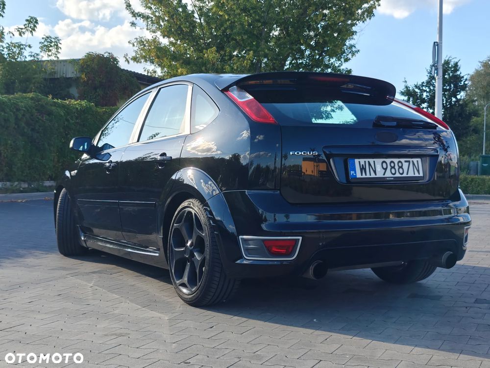 Ford Focus 2.5 ST - 22
