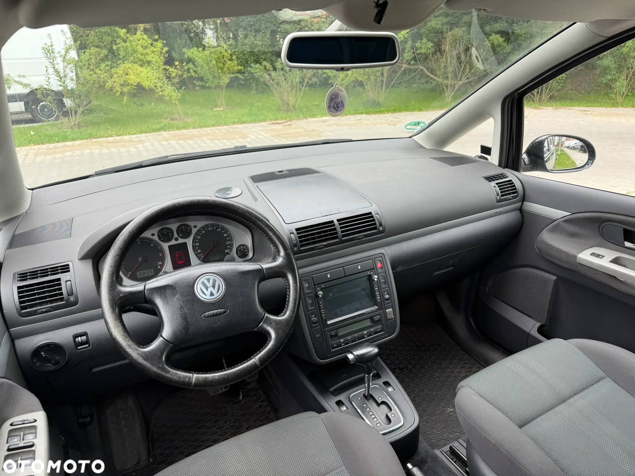 Volkswagen Sharan - 10