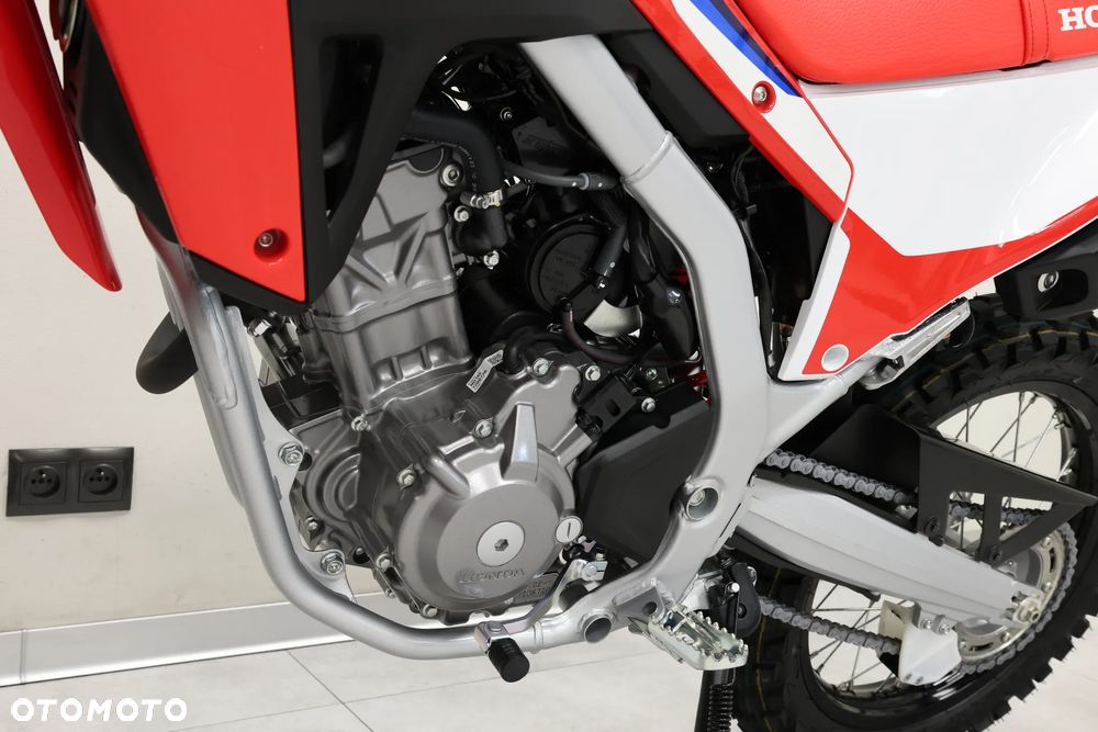 Honda CRF - 28