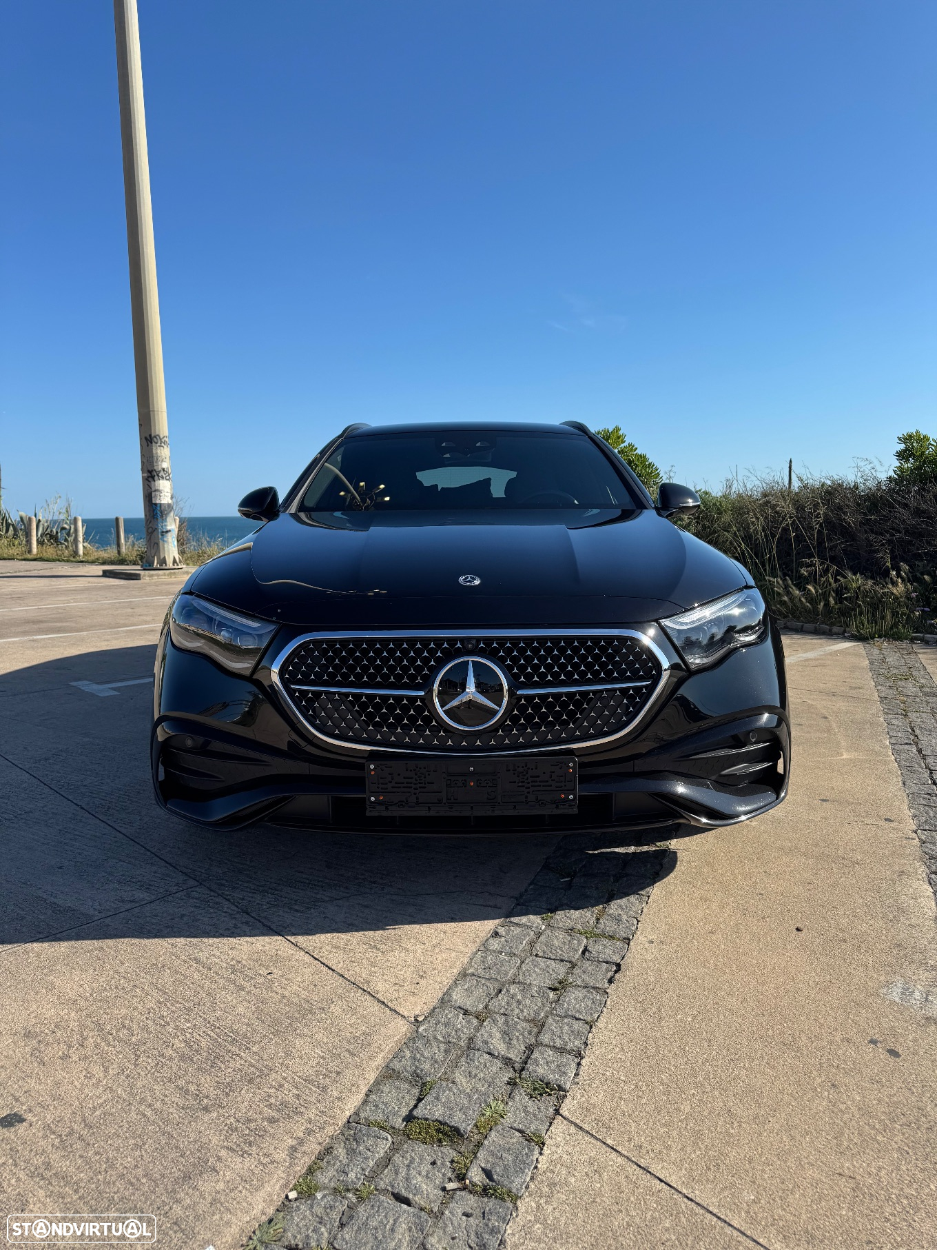 Mercedes-Benz E 300 e AMG Line - 13