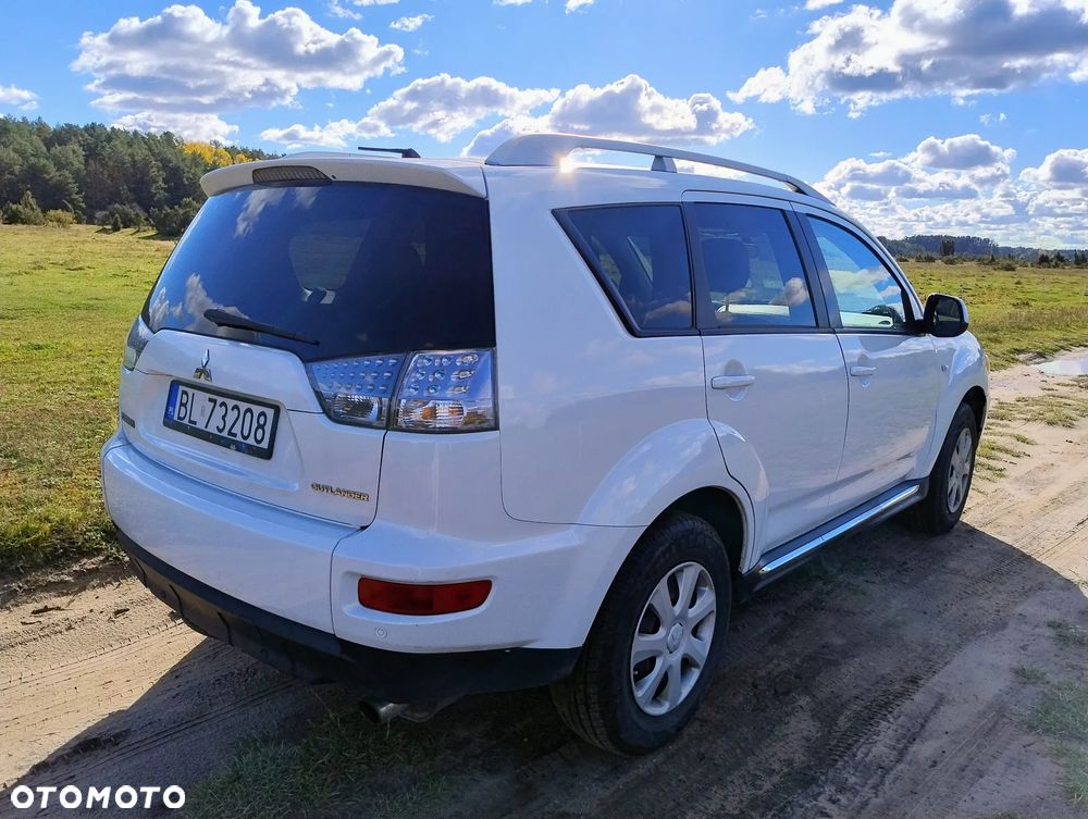 Mitsubishi Outlander 2.4 SE CVT - 3
