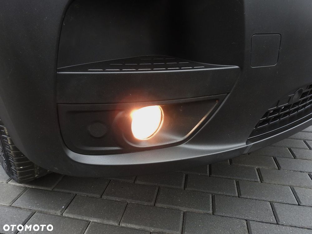Renault MASTER  PLANDEKA 10 PALET WEBASTO TEMPOMAT LEDY PNEUMATYKA KLIMATYZACJA  165KM - 23