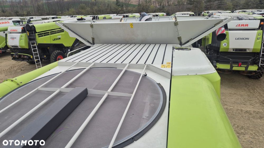 Claas Lexion 760 z hederem - 16