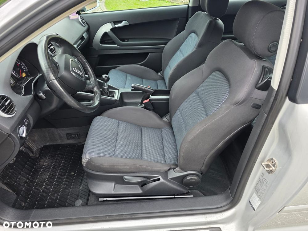 Audi A3 3-drzwiowe 1.6 S line Sportpaket (plus) - 15