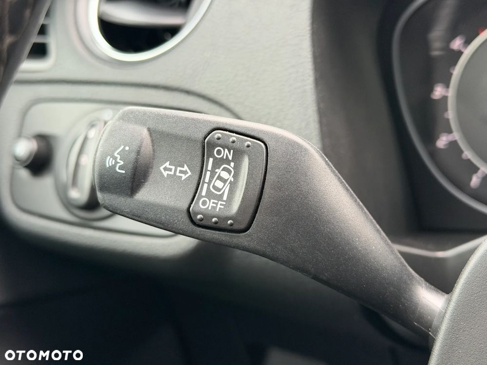 Ford Galaxy 2.0 TDCi DPF Titanium - 22