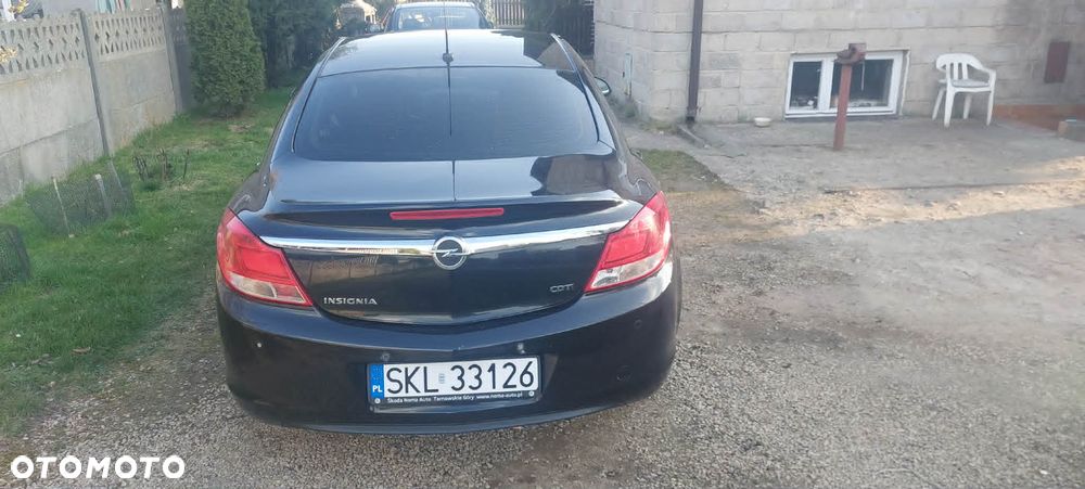 Opel Insignia 2.0 CDTI - 9