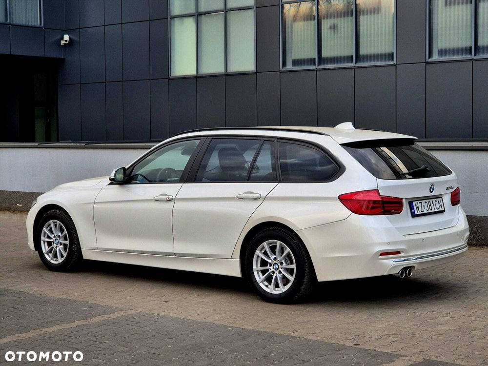 BMW Seria 3 320d - 11