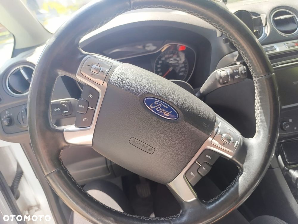 Ford S-Max 2.0 TDCi DPF Trend - 27