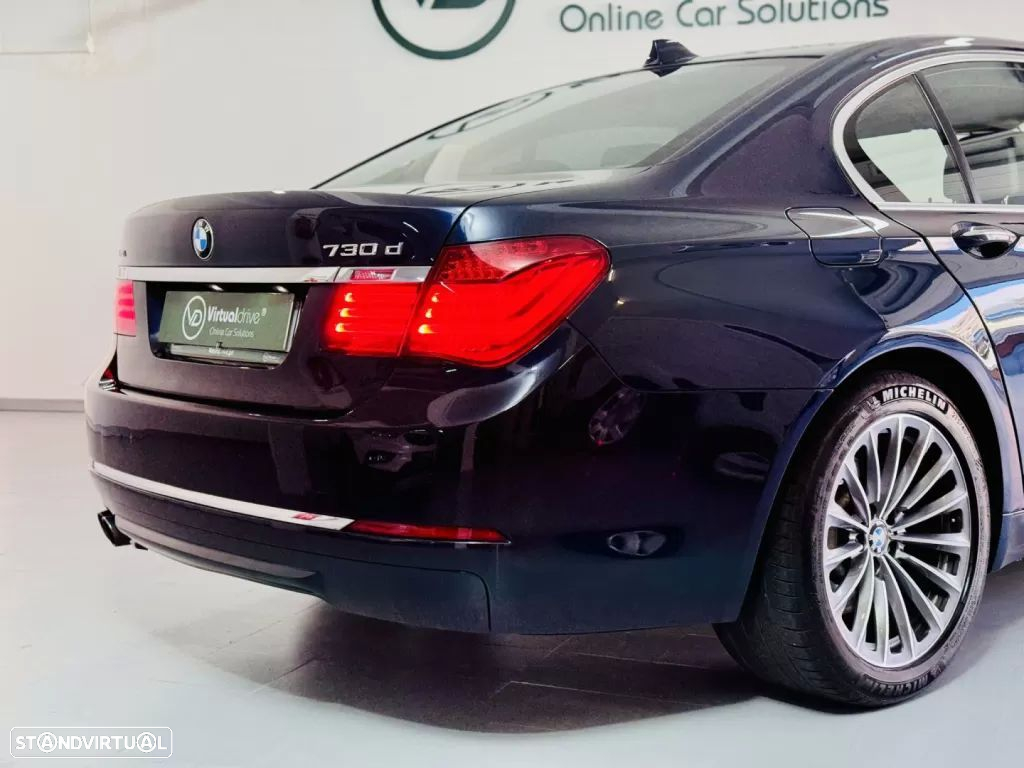 BMW 730 - 7