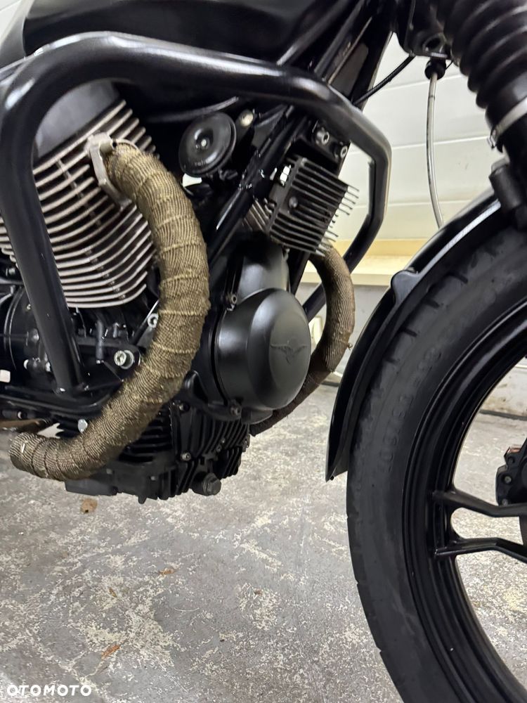 Moto Guzzi V7 - 4