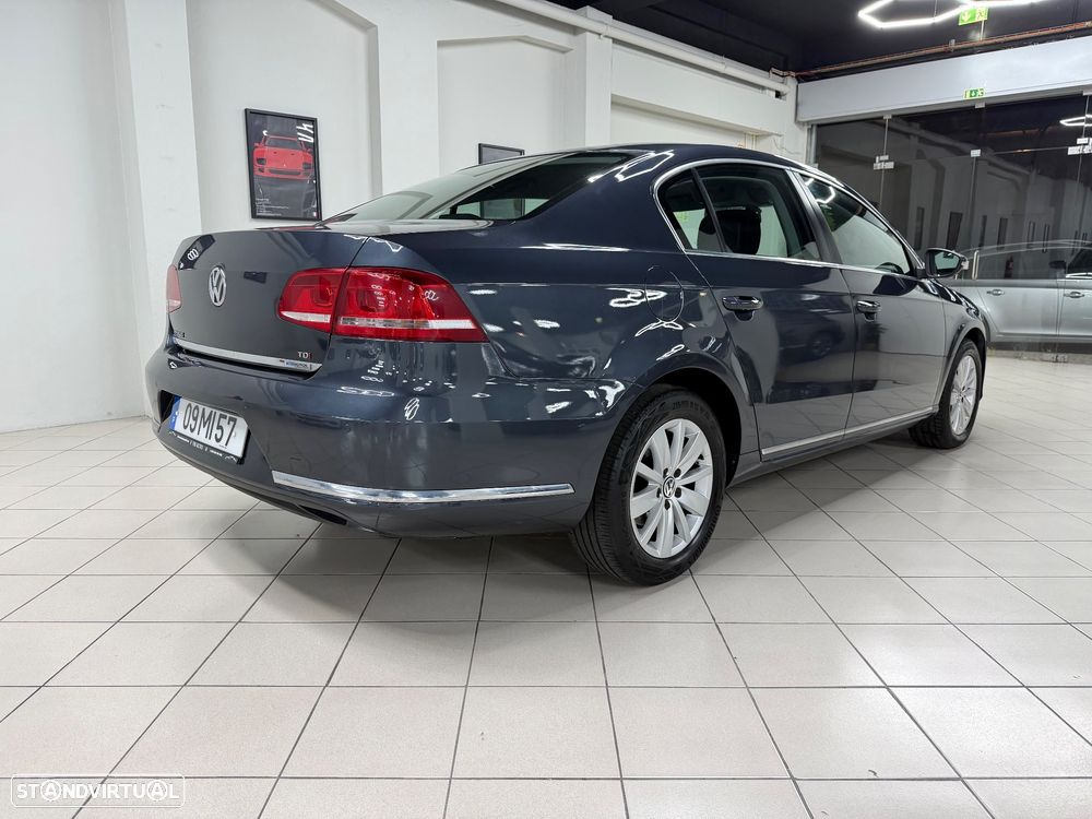 VW Passat 1.6 TDI Confortline - 6