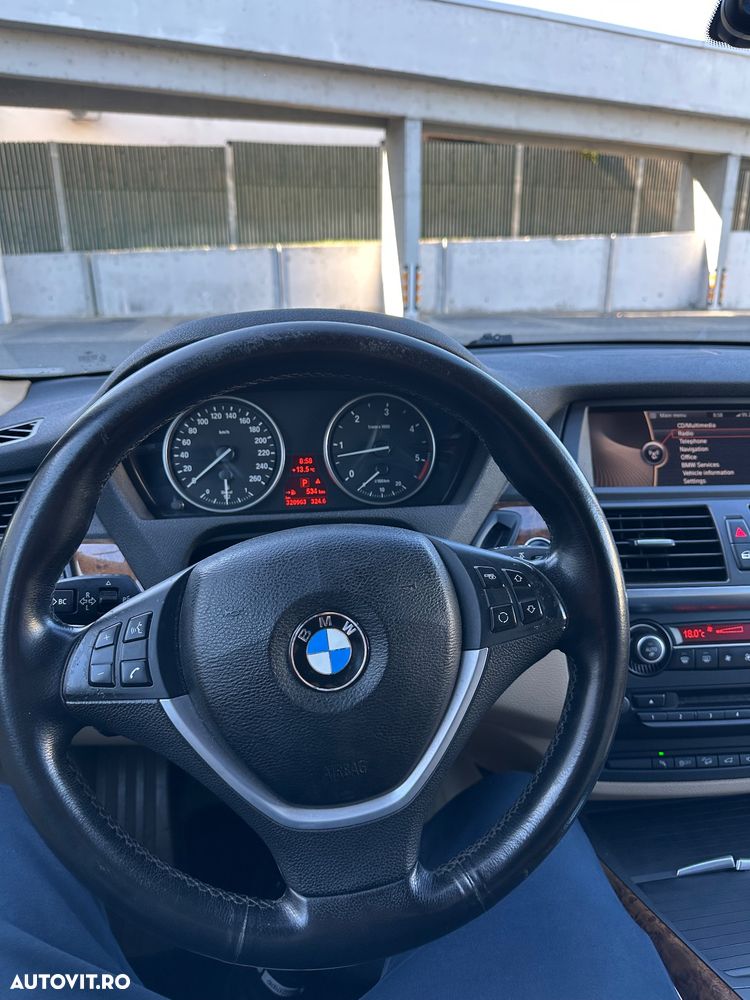 BMW X5 xDrive40d - 17