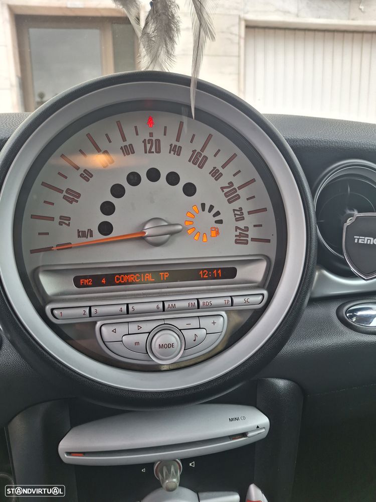 MINI 3 Portas Cooper SD - 4