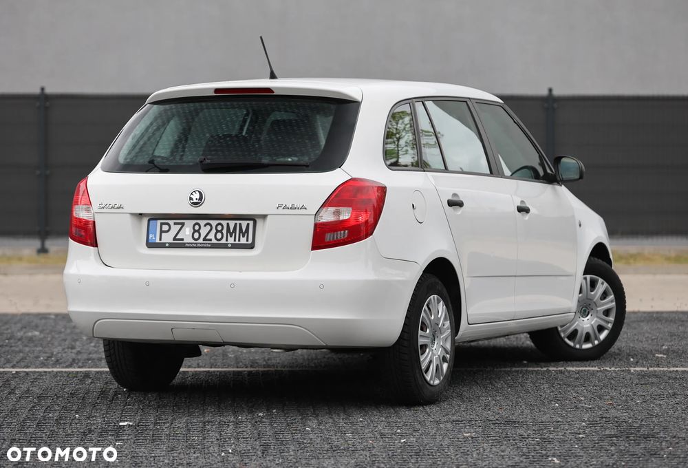 Skoda Fabia - 8