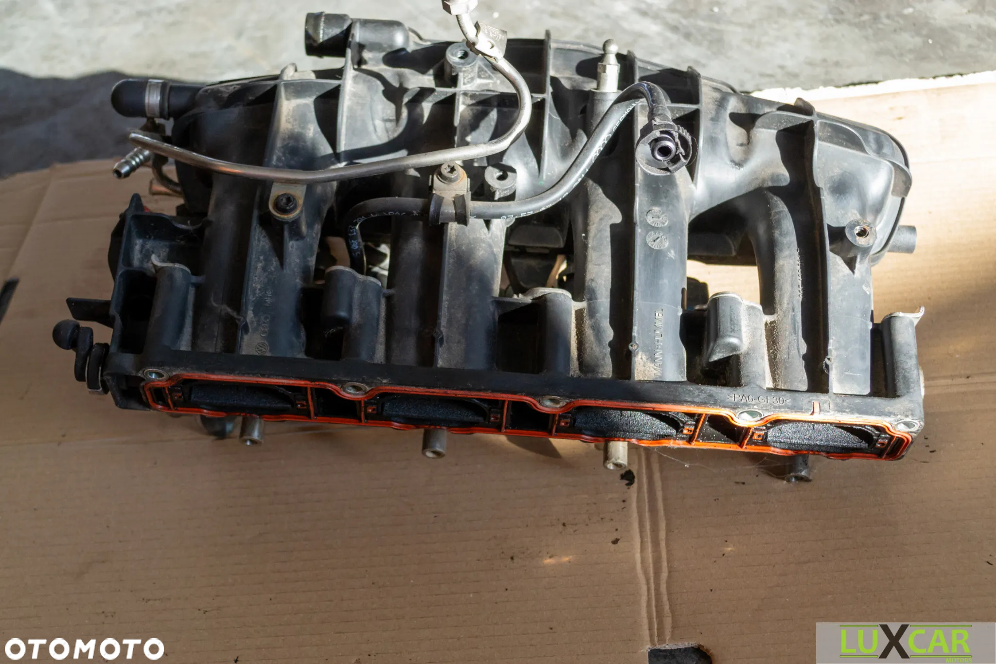 AUDI A4 B7 KOLEKTOR SSĄCY DOLOTOWY LISTWA WTRYSKOWA 2.0 TFSI 06F133317L - 5