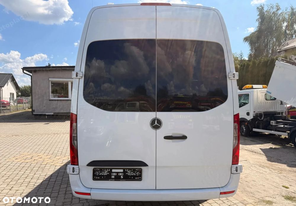 Mercedes-Benz Sprinter 2.1 Autobus 24 miejsca MIDCITY - 19