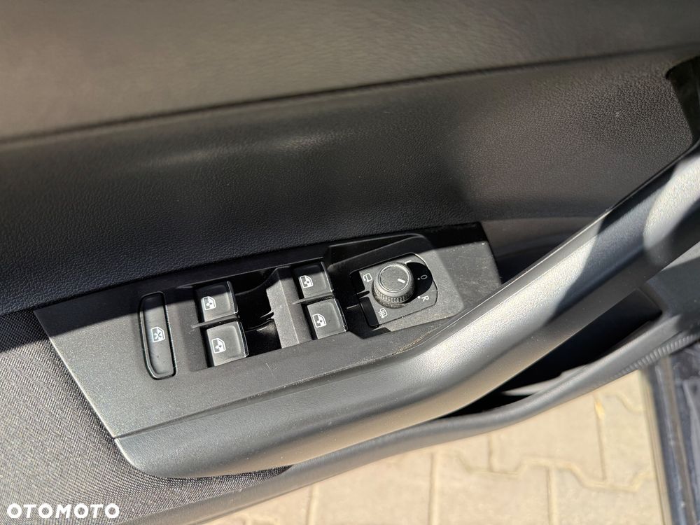 Volkswagen Polo 1.5 TSI DSG OPF Highline - 16