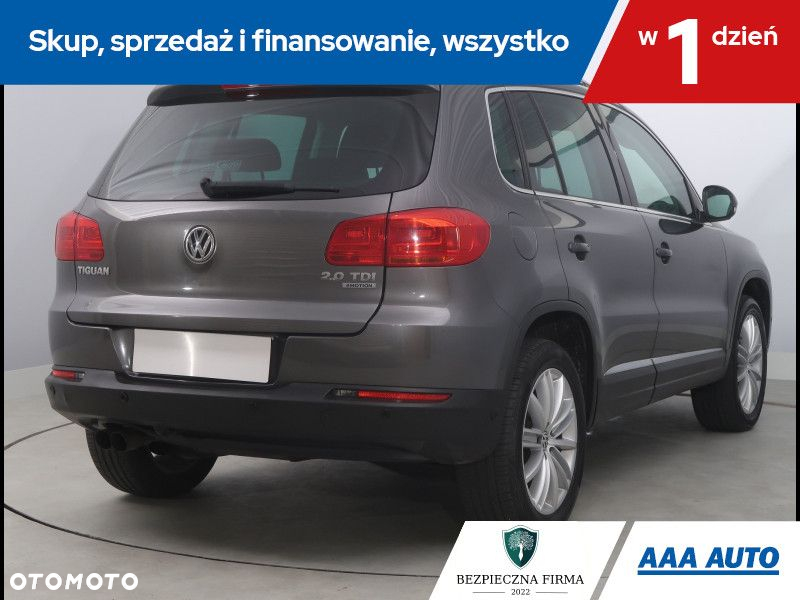 Volkswagen Tiguan - 6