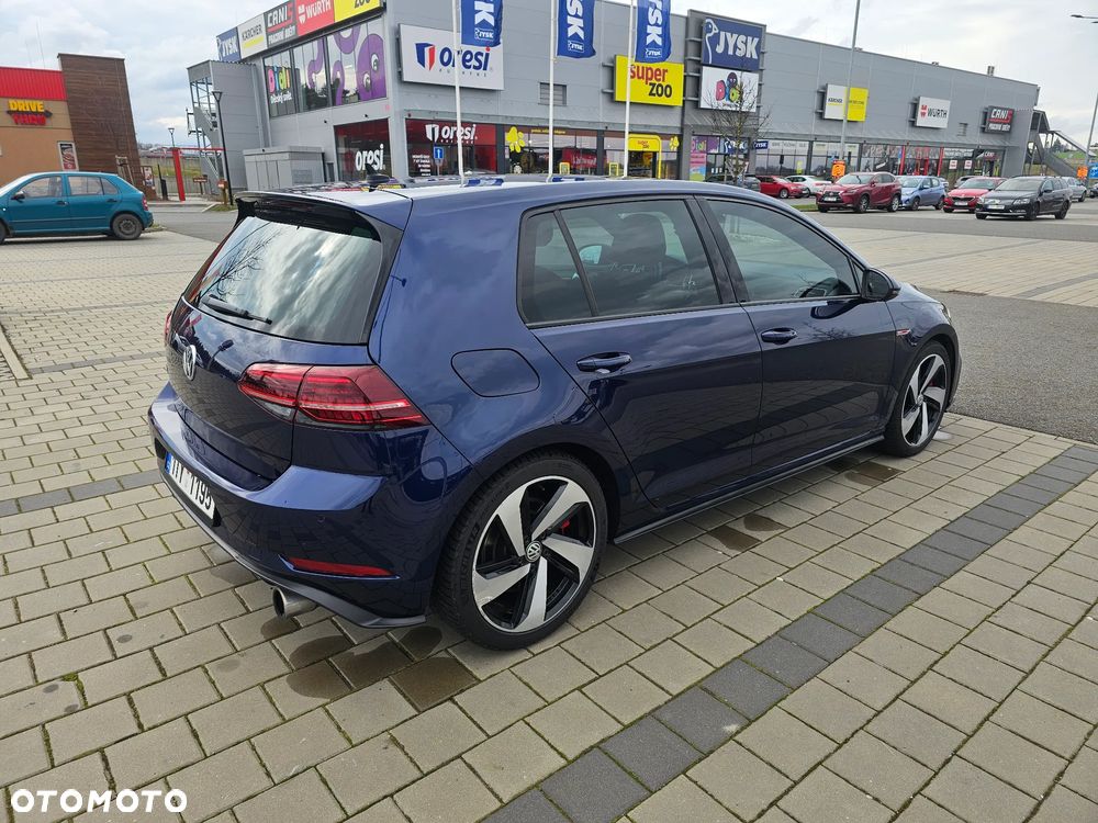 Volkswagen Golf - 7