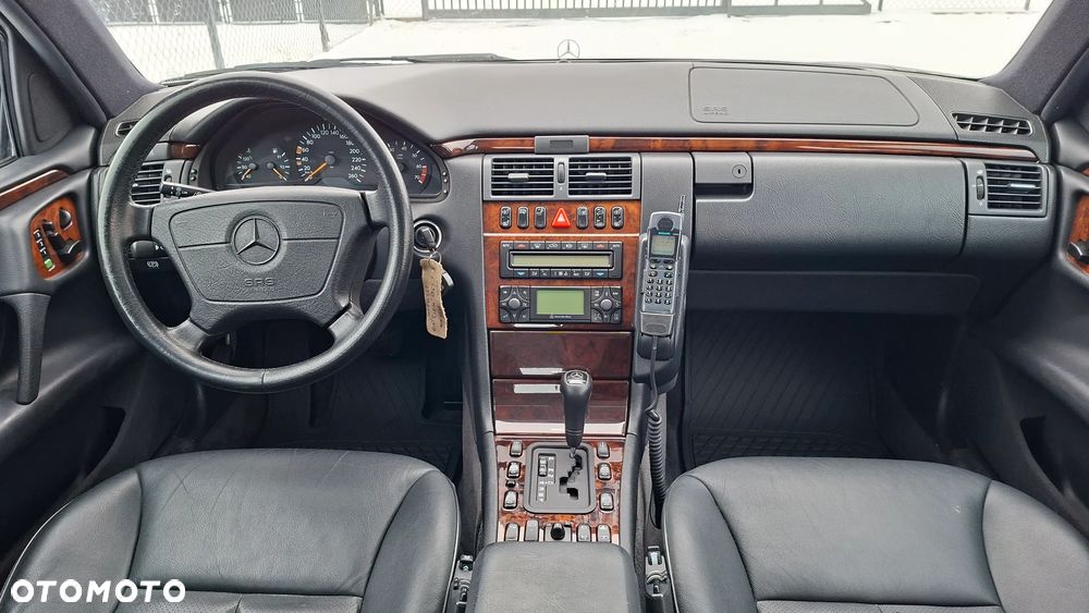 Mercedes-Benz Klasa E 430 Avantgarde - 18