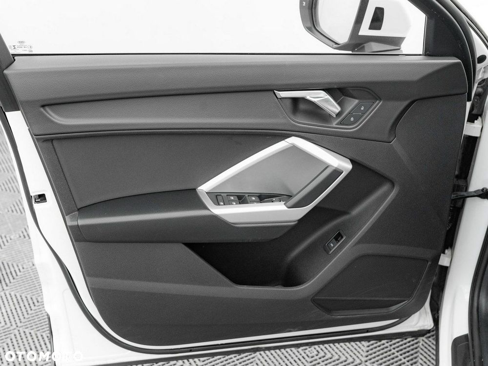 Audi Q3 Sportback 35 TFSI - 13