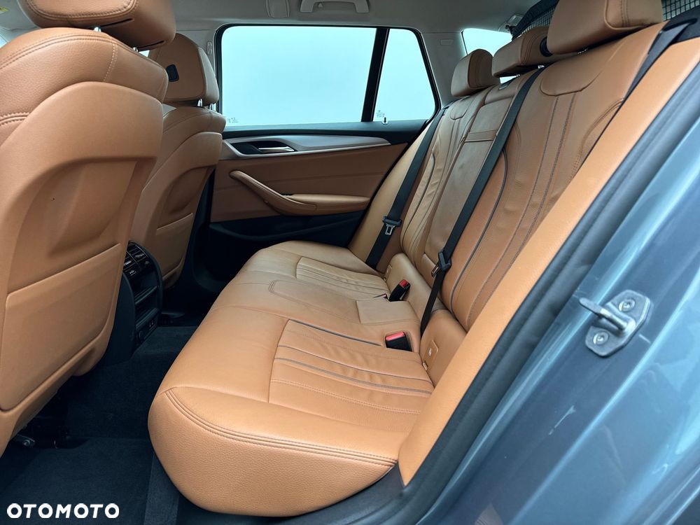 BMW Seria 5 - 12