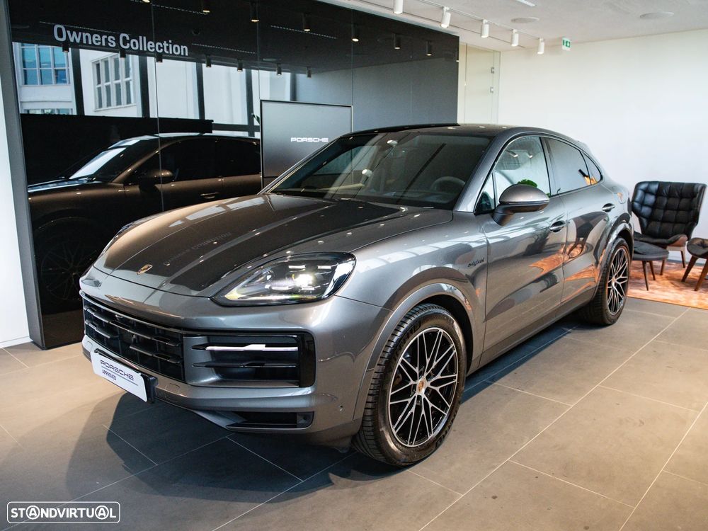 Porsche Cayenne Coupé E-Hybrid - 3