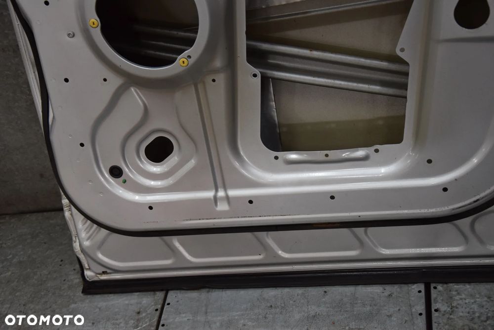 LAND ROVER FREELANDER II DRZWI PRAWE PRZÓD LISTWA - 19
