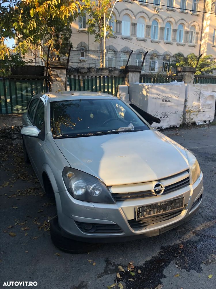 Dezmembrez Opel Astra H 1,6 benzina 2005 Z167 - 8