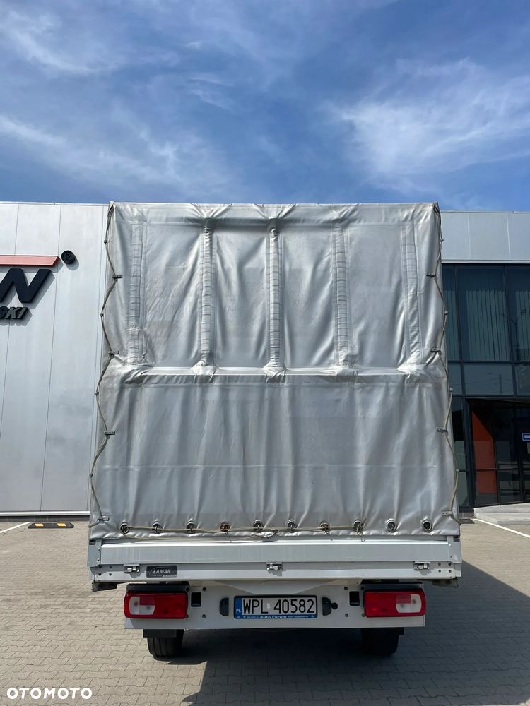 Volkswagen CRAFTER - 11