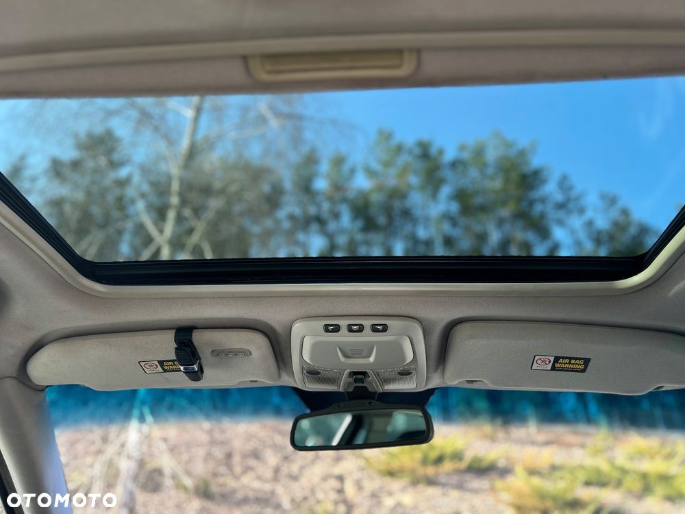 Volvo S60 2.5T Momentum - 10