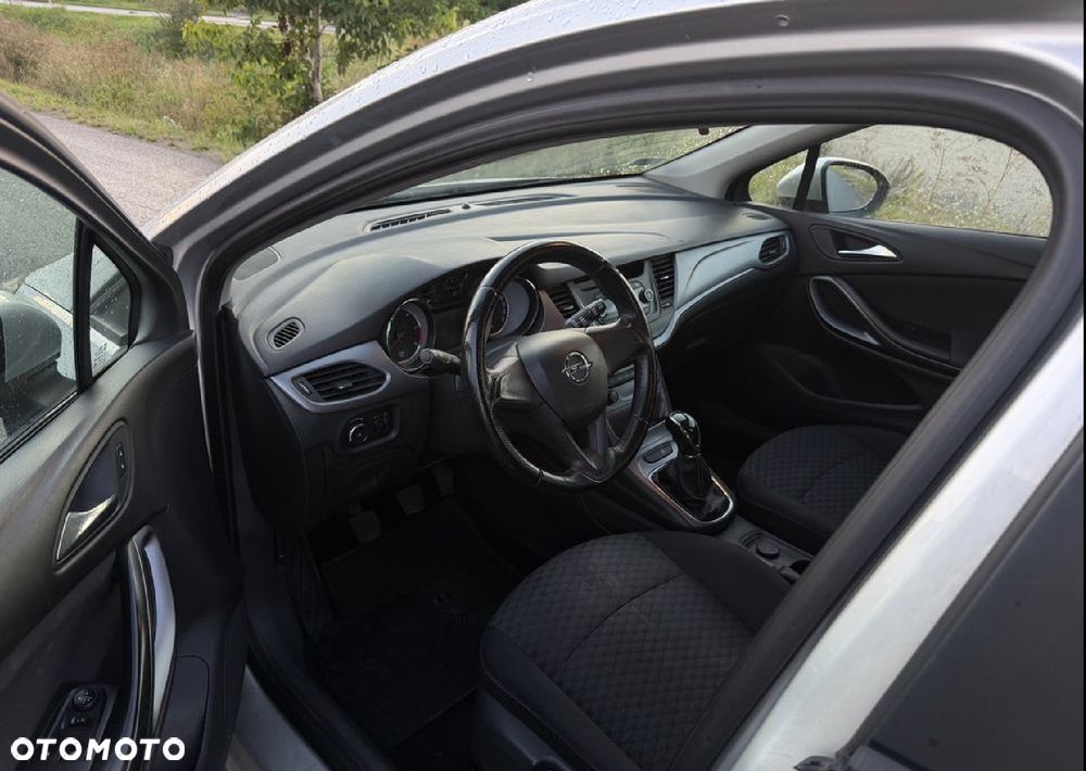 Opel Astra 1.6 CDTI Active - 9