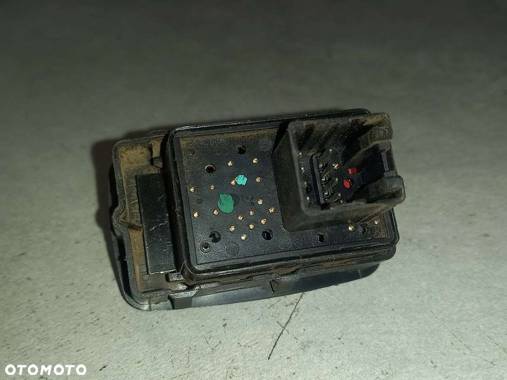 Przełącznik lusterek bocznych elektrycznych John Deere 7280R - 2