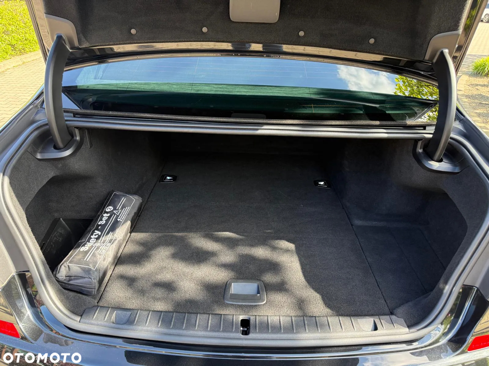 BMW Seria 7 740e iPerformance - 20