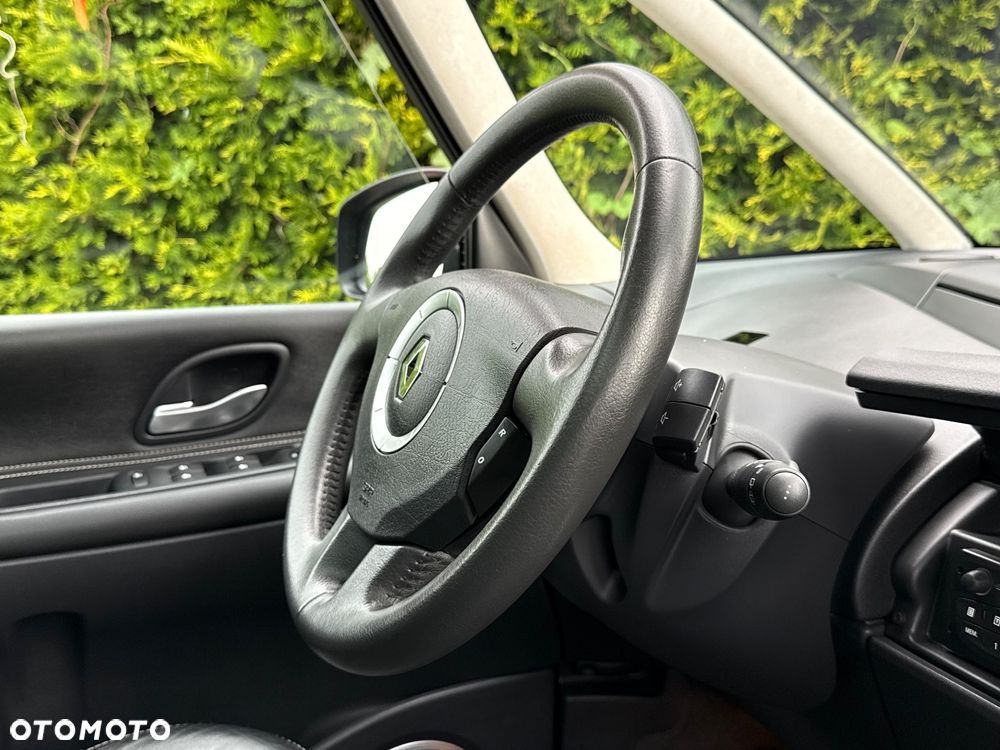 Renault Espace 2.0 dCi 175 FAP Edition 25th - 28