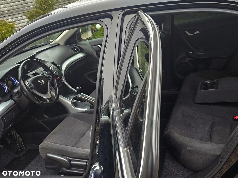 Honda Accord 2.0 Executive - 6