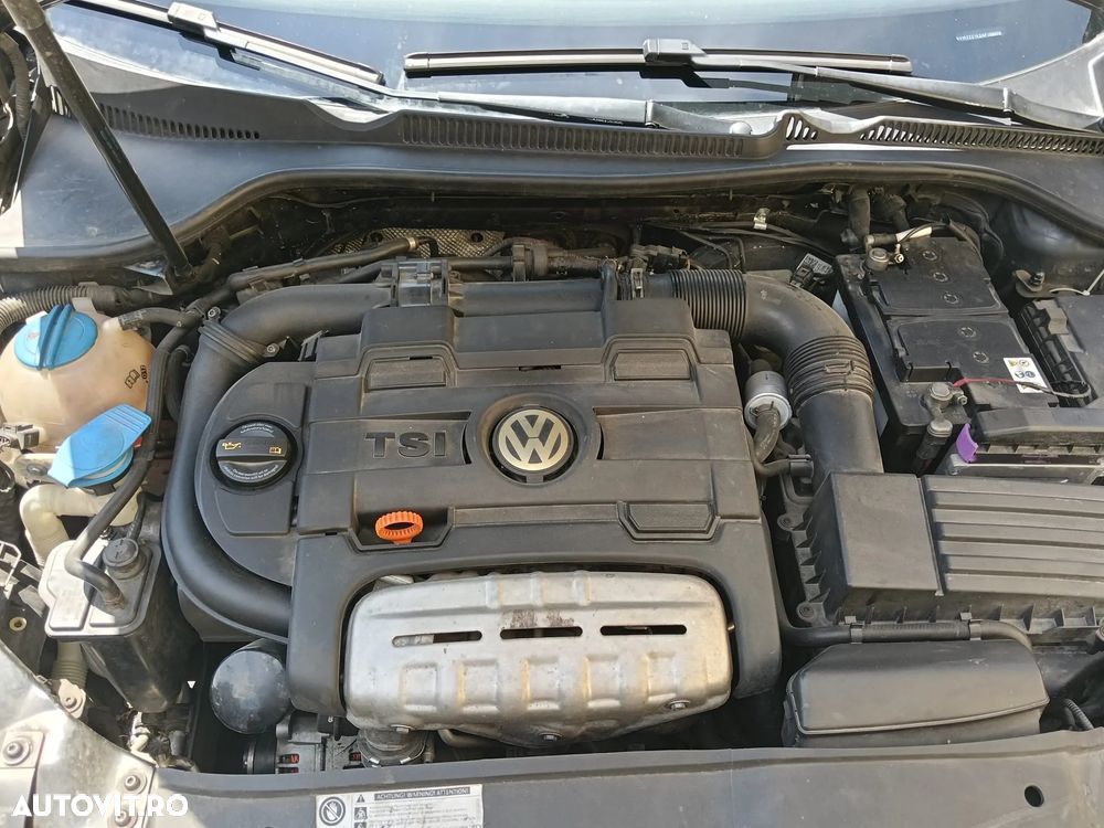Volkswagen Golf 1.4 TSI Highline - 8