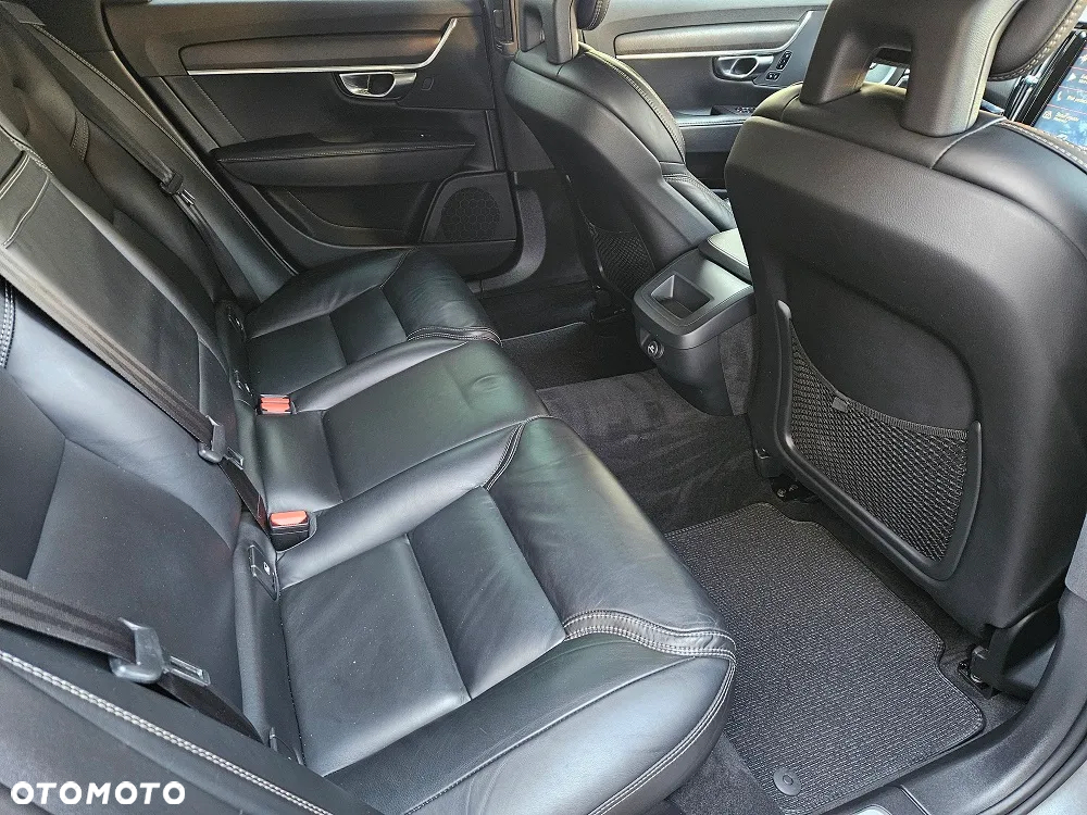Volvo V90 Cross Country D4 AWD Geartronic Pro - 29