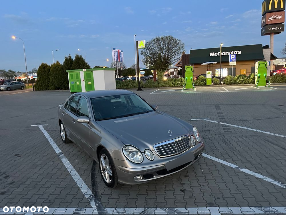 Mercedes-Benz Klasa E 200 CDI Automatik Classic - 2