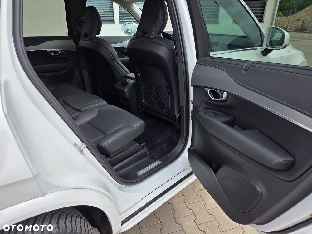 Volvo XC 90 B5 D AWD Plus Bright - 16