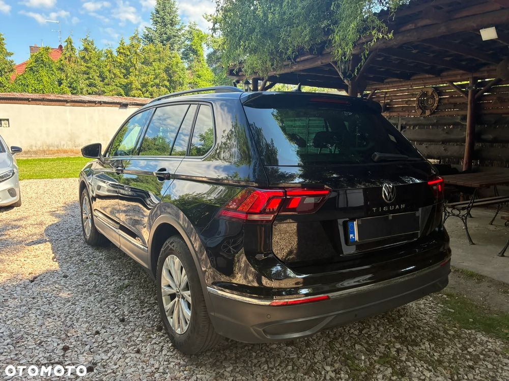 Volkswagen Tiguan - 13