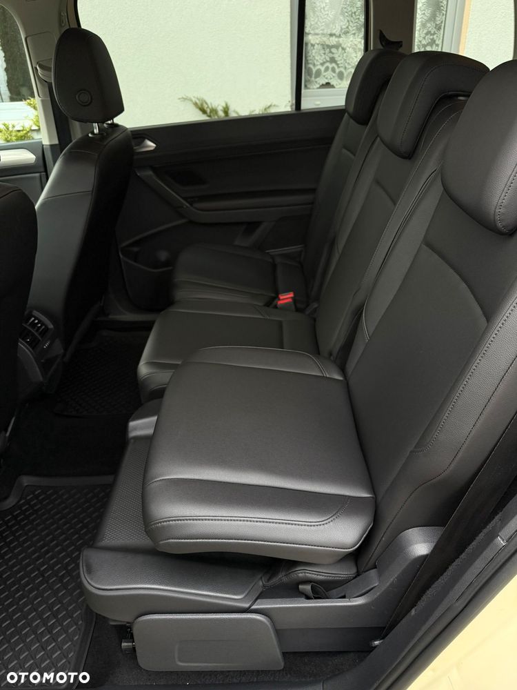 Volkswagen Touran 2.0 TDI SCR DSG Comfortline - 22