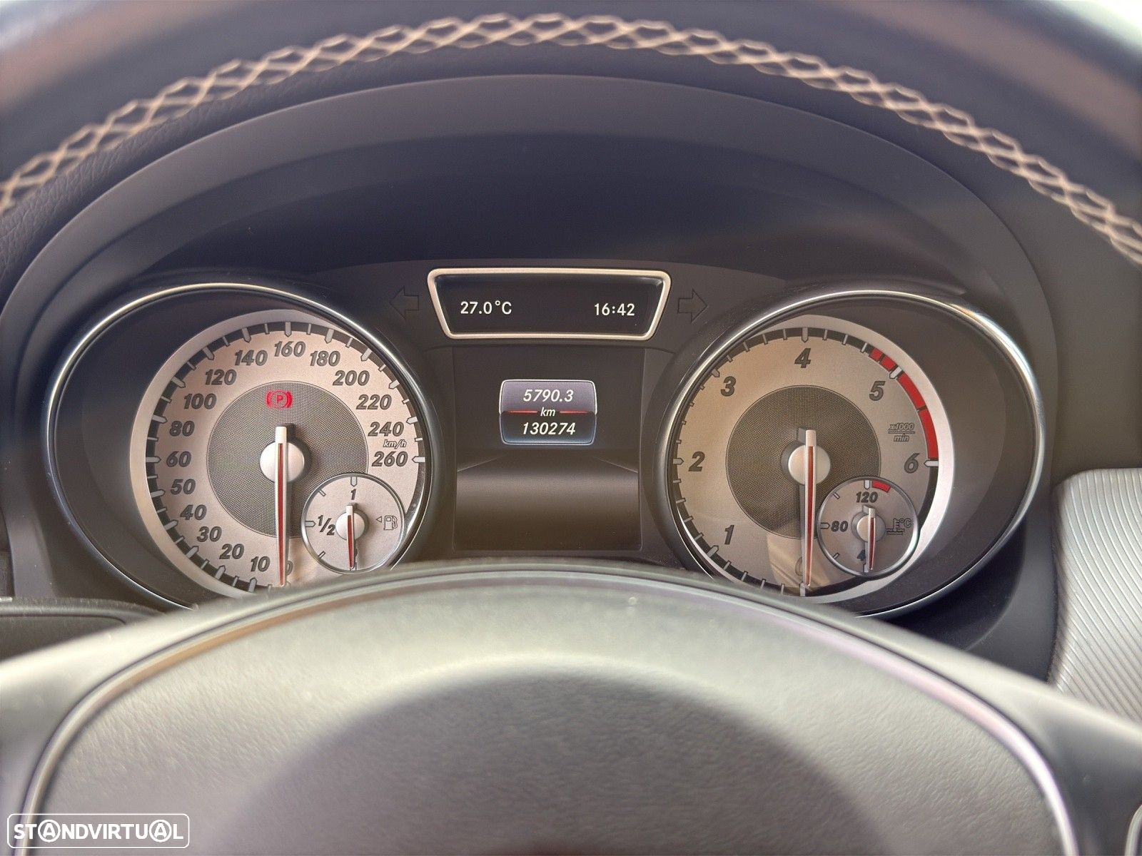 Mercedes-Benz CLA 180 d Urban - 9