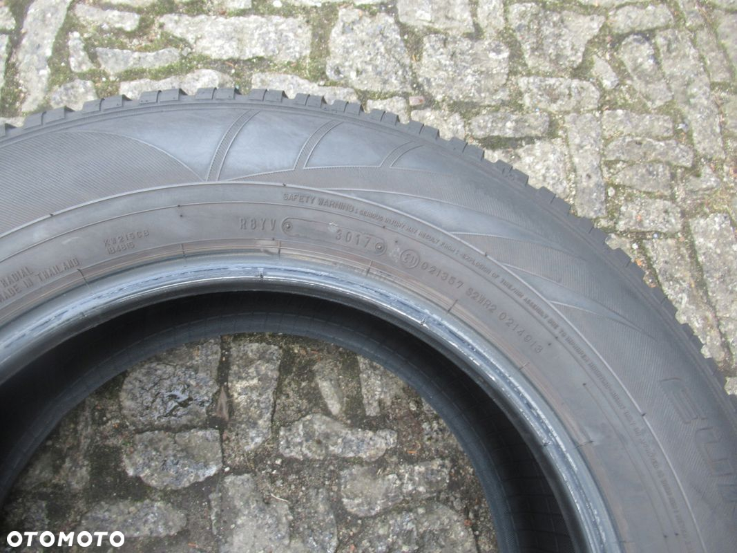 OPONY ZIMA 4szt FALKEN EUROWINTER HS 01 SUV 215/70R16 100H - 8