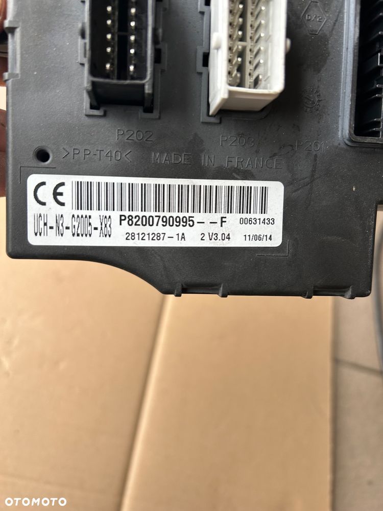 Renault trafic II 2.0 moduł komfortu UCH 8200790995 - 2