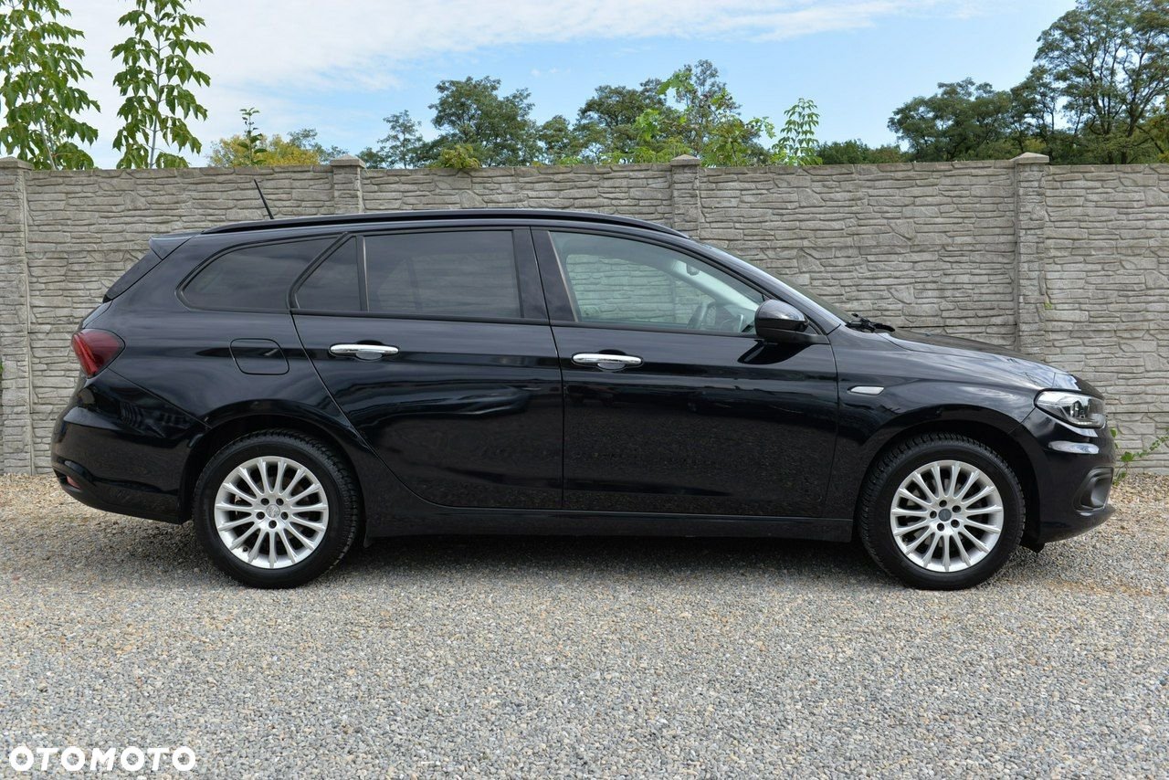 Fiat Tipo 1.6 MultiJet DCT Lounge - 6