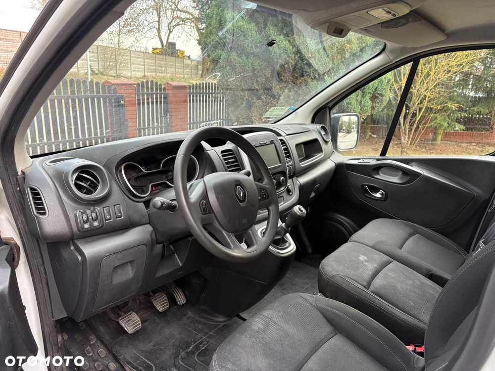 Renault Trafic - 15