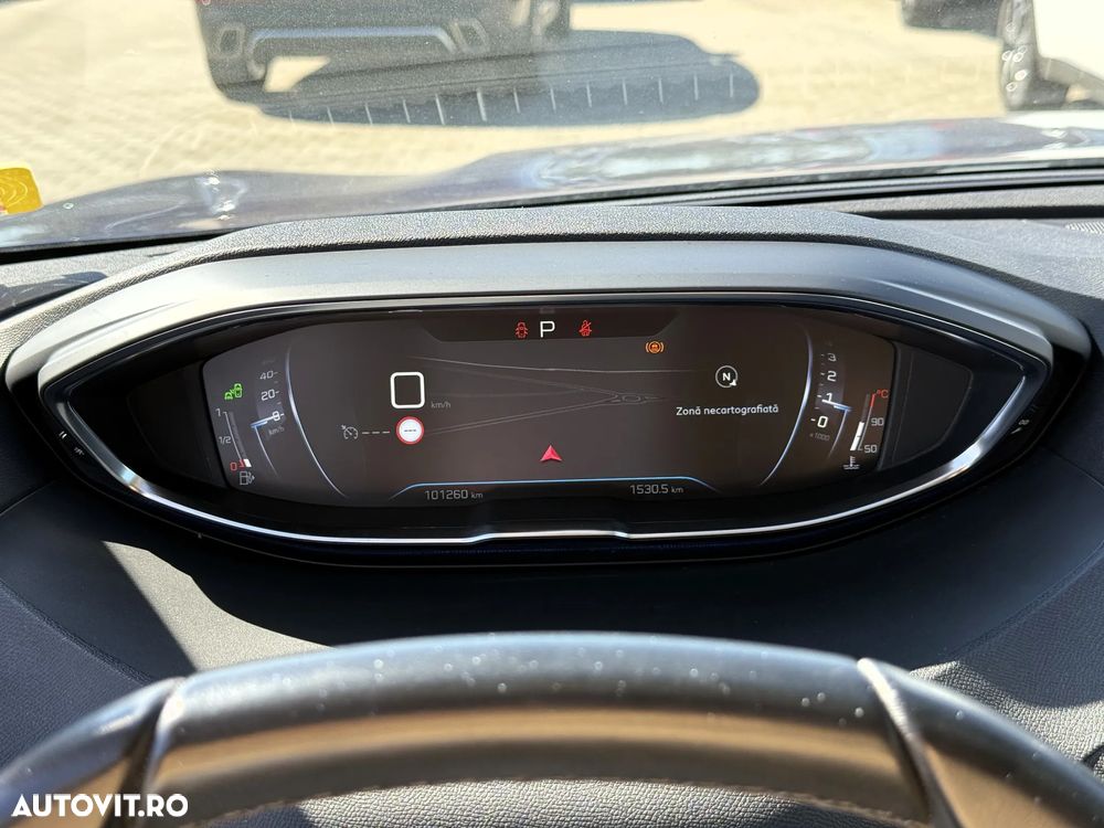 Peugeot 3008 PureTech 130 Stop & Start GPF EAT8 Active Business-Paket - 14