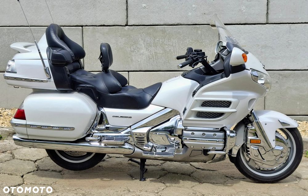 Honda GL - 4